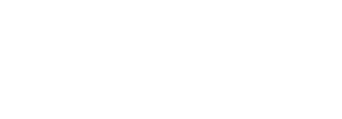 一方のパンにはツナサラダをたっぷりサンドし、たまごマークのパンにはたまごフィリングをたっぷりサンド。